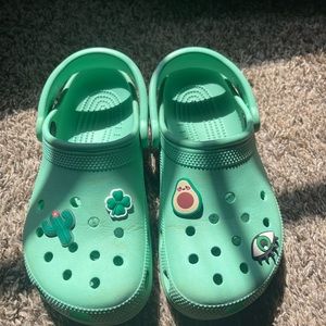 Crocs
